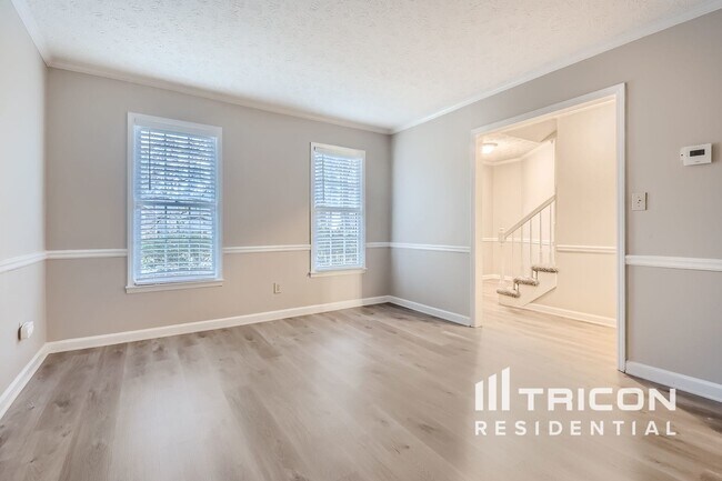 Building Photo - 255 Mercedes Trail