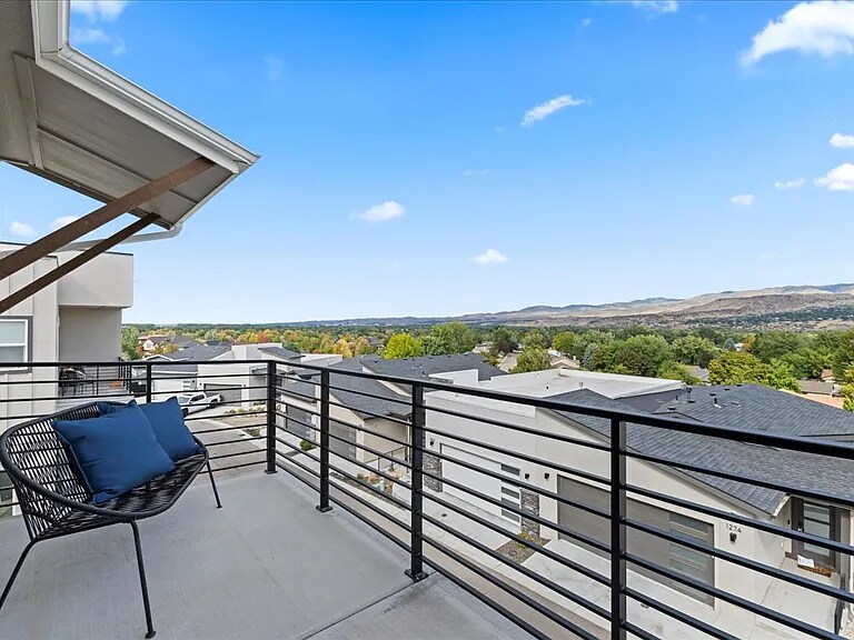 Building Photo - 1277 E Echelon Rdg Ln