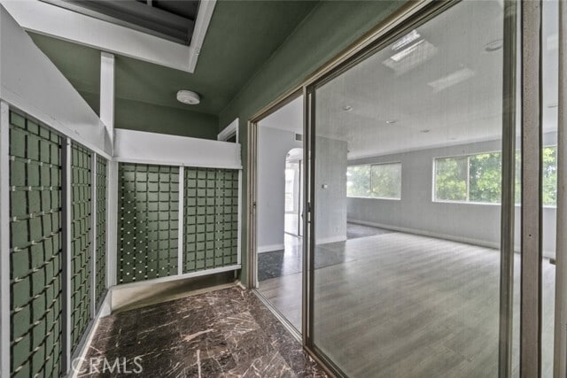 Building Photo - 6160 Whitsett Ave