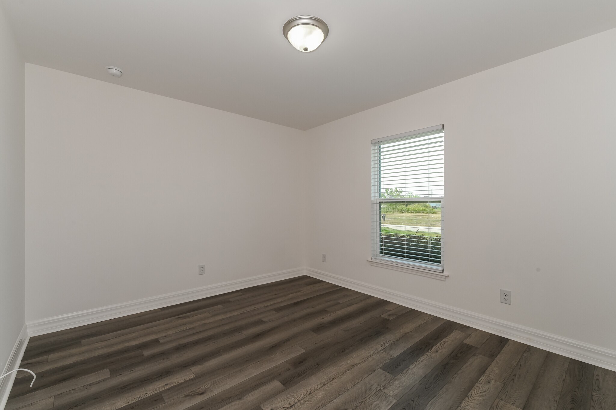 Building Photo - 106 NW 24th Terrace