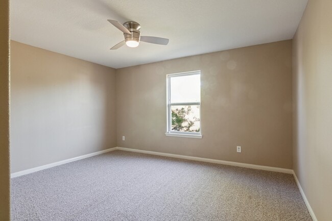 Building Photo - 20506 Freedom River Dr