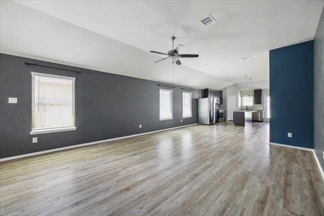 Building Photo - 6747 Scarlet Sagebrush St