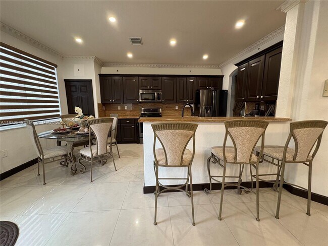 Building Photo - 15375 SW 93rd Ln