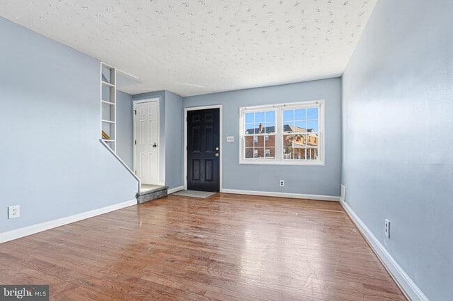 Building Photo - 7532 Rabon Ave