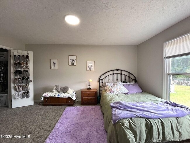 Building Photo - 5721 Randleman St