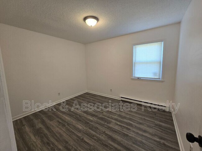 Building Photo - 1109 Garrison St
