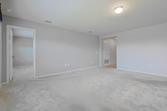 Building Photo - 1613 Waggoner Dr