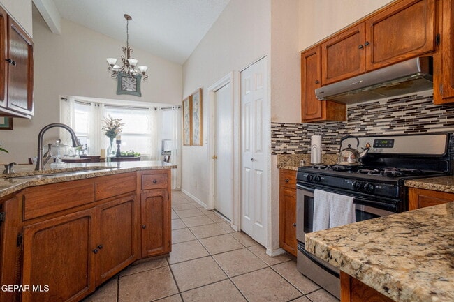Building Photo - 11464 Beach Front Dr