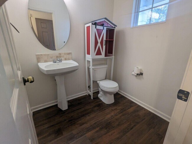 Building Photo - 2349 Lonan Ct