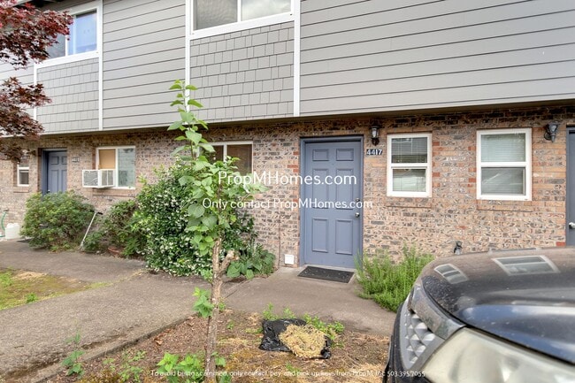 Building Photo - 4417 Cornwall St