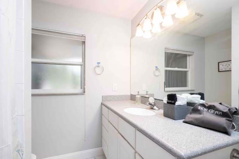 Building Photo - 111 NW 24th St