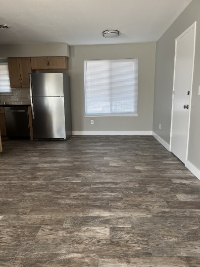 Building Photo - 1176 Robert Dr