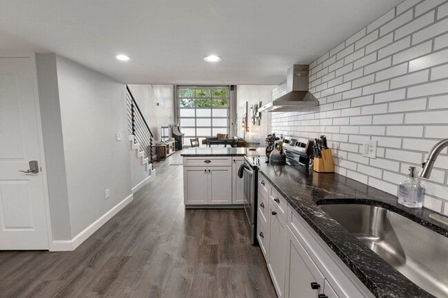 Building Photo - 7180 W 38th Ave