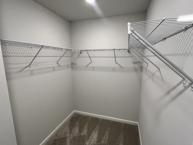 Building Photo - 922 Lampton Ct