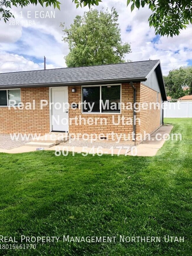 Primary Photo - 941 E EGAN-