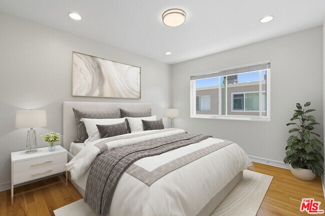 Building Photo - 13055 Mindanao Way
