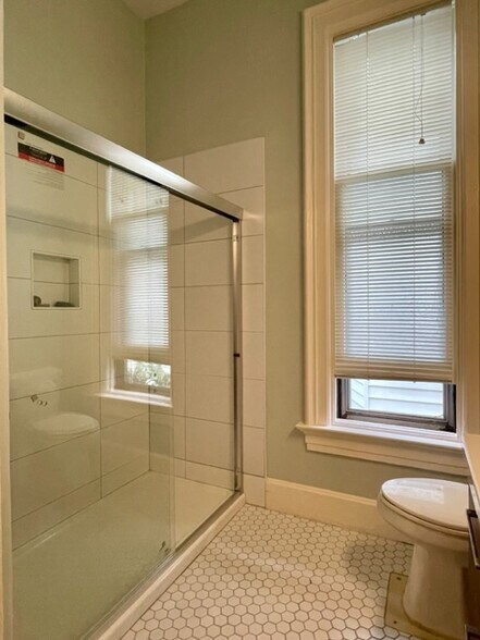 Bathroom shower - 2618 Moorman Ave