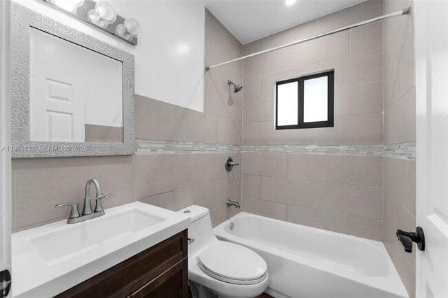 Building Photo - 5790 SW 5th St