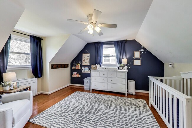 Building Photo - Coming Soon! Charming 4 Bedroom, 2 Bath Ca...