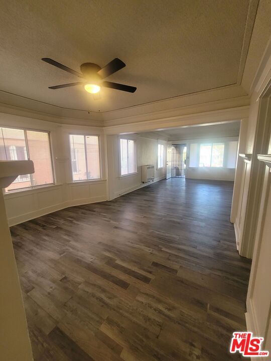 Building Photo - 2934 Normandie Ave