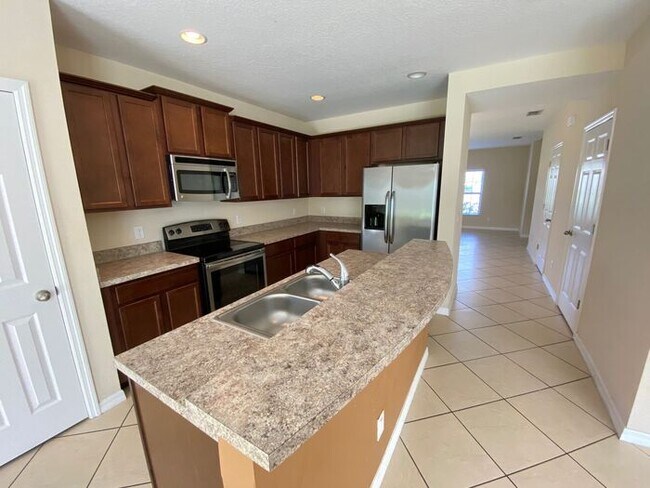 Building Photo - Mallard Pond-3528 Saxony Lane St. Cloud, FL 34772