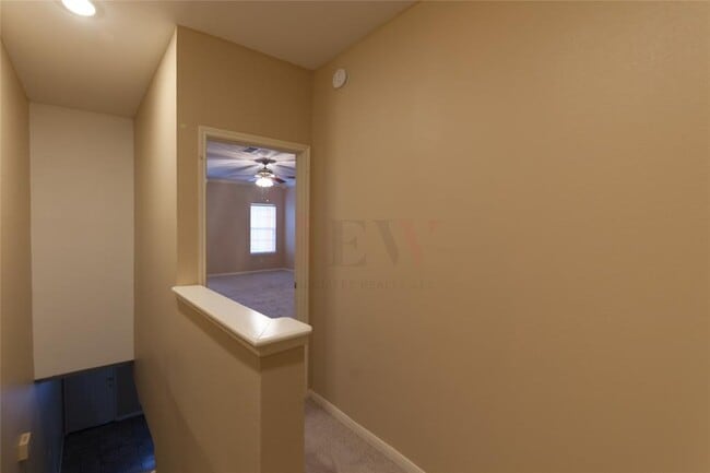 Building Photo - 3780 Tanglewilde St