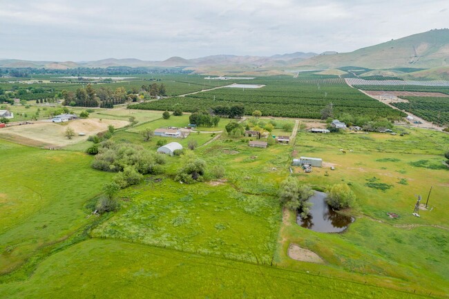 Building Photo - Home on Acreage (horses OK)  for Lease