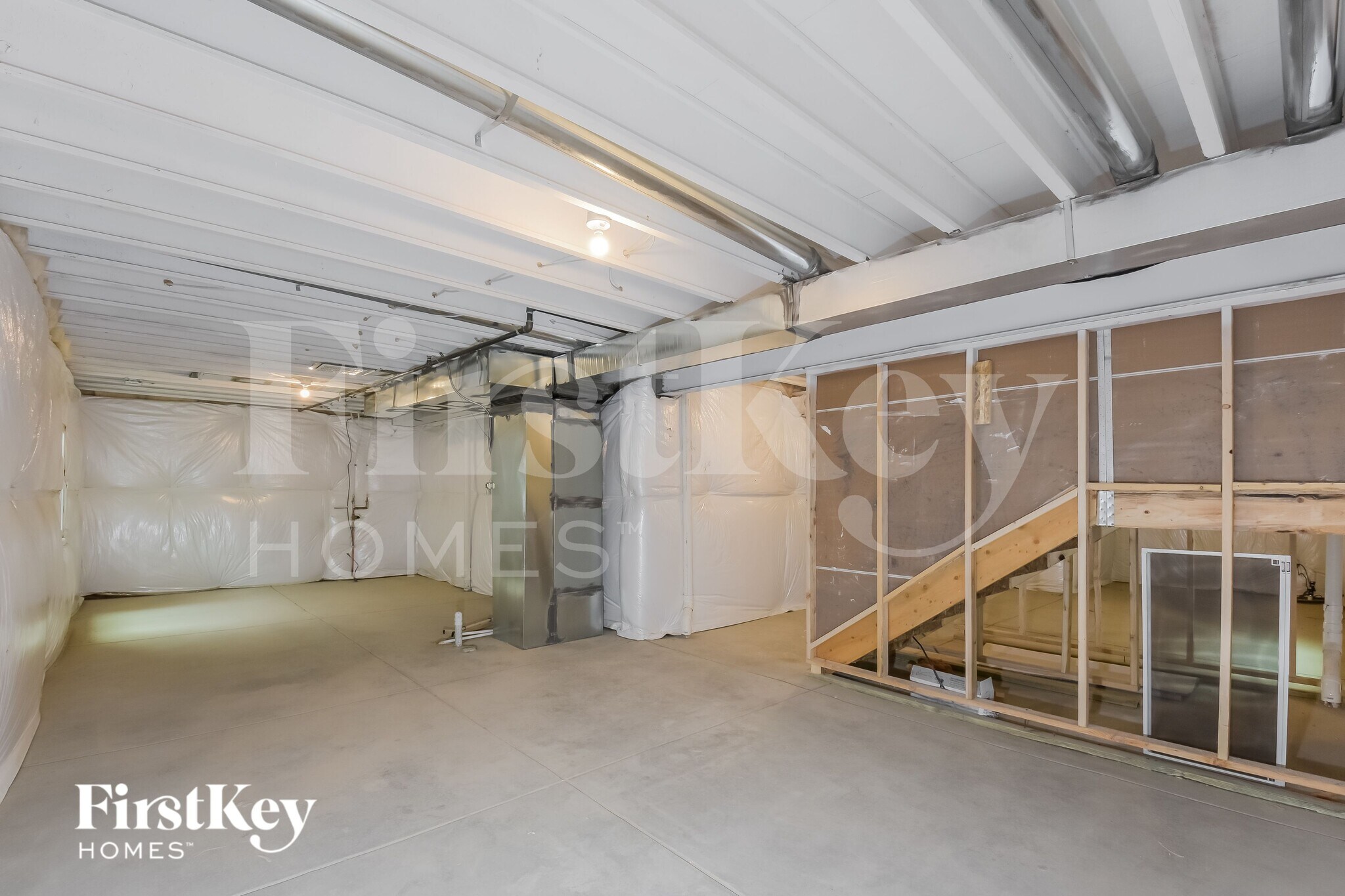 Building Photo - 14685 Normande Dr
