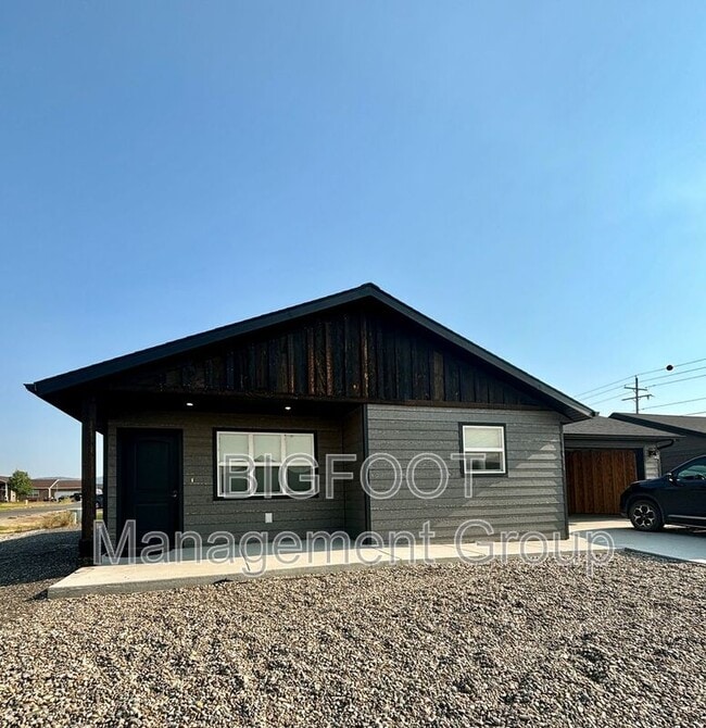 Primary Photo - 7995 Avocet Dr