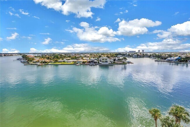 Building Photo - 9415 Blind Pass Rd