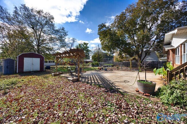 Building Photo - 4315 Horace Dr NW