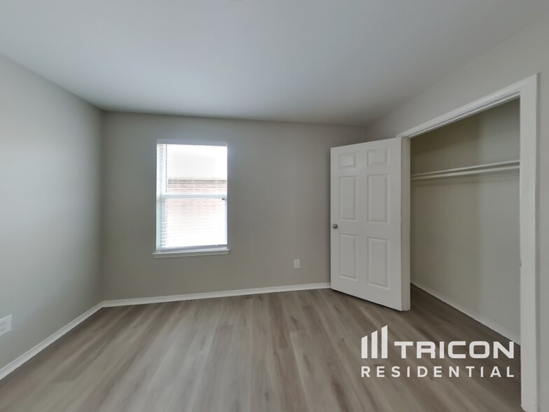 Building Photo - 1456 Willoughby Way