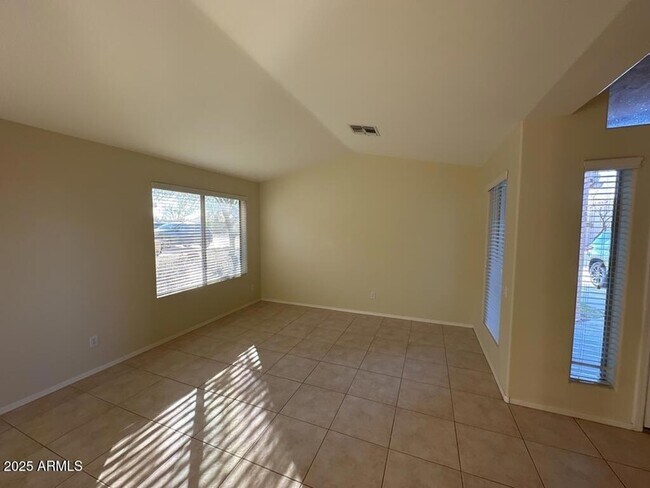 Building Photo - 10256 E Peralta Canyon Dr
