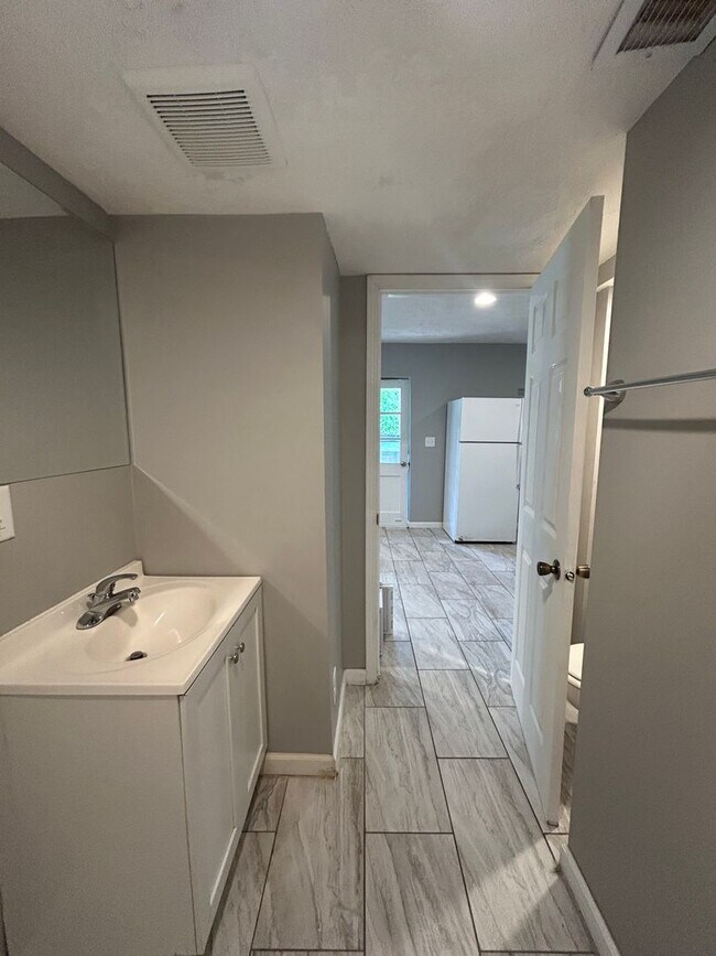 Building Photo - Rampart Holdings II Rentals (1101 Bancroft St.)