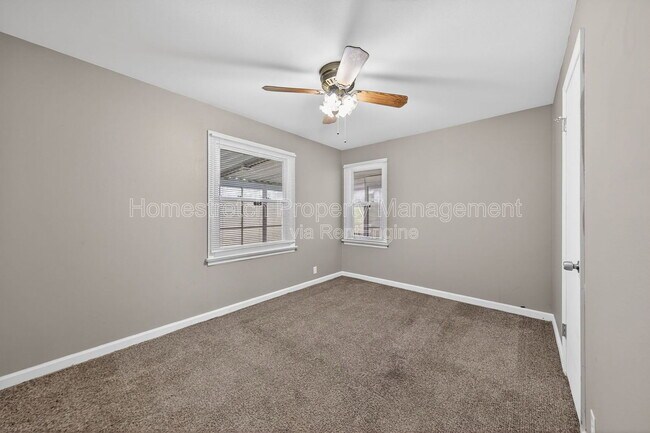 Building Photo - 10201 Surf Dr