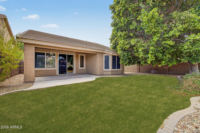 Building Photo - 6932 W Blackhawk Dr