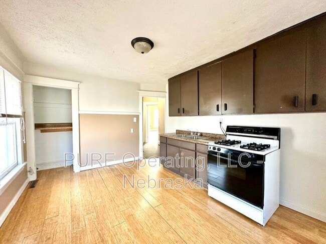 Building Photo - 1504 N 35th St