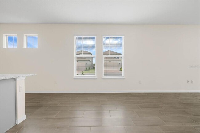 Building Photo - 11150 Sound Shr Dr