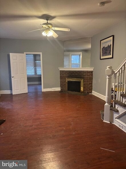 Building Photo - 649 W State St