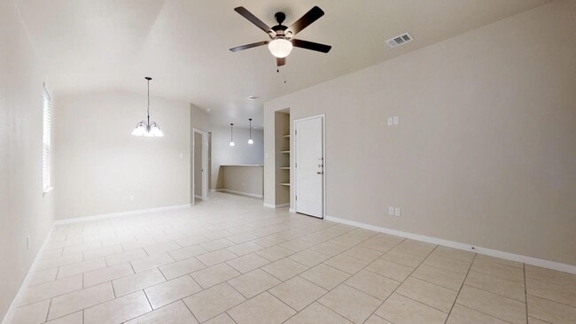 Building Photo - ALL TILE LUXURY DUPLEX IN KILLEEN CLOSE TO FORT HOOD ONLY $1395!!!!