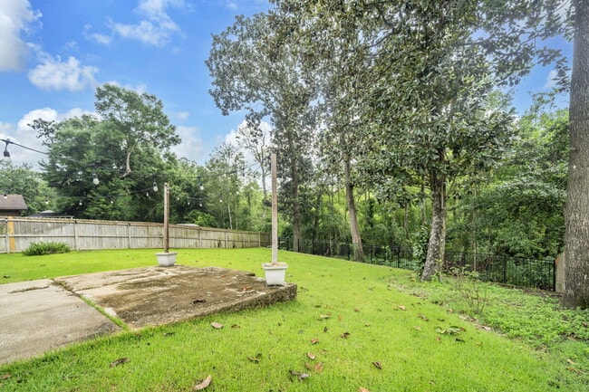Building Photo - 1237 Rhonda Dr
