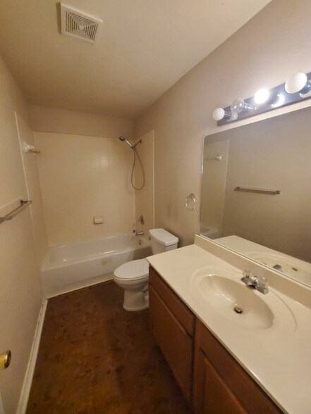 Building Photo - 9647 Wolf Point