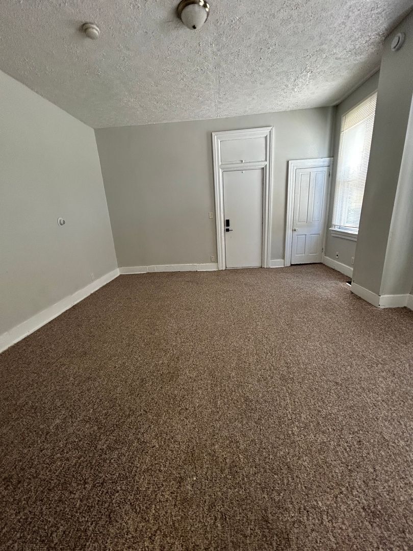 Building Photo - 1402 Alabama St