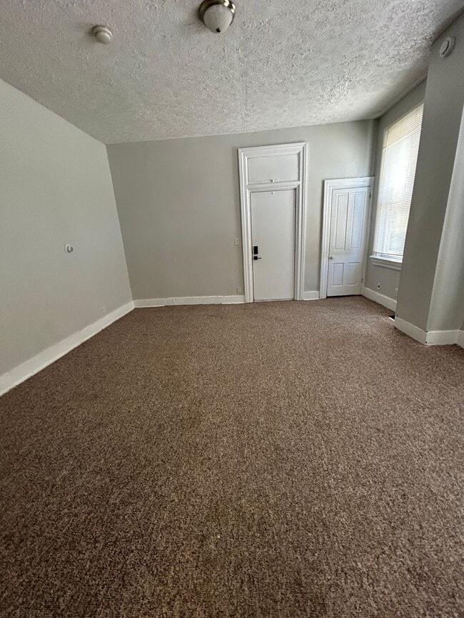 Building Photo - 1402 Alabama St