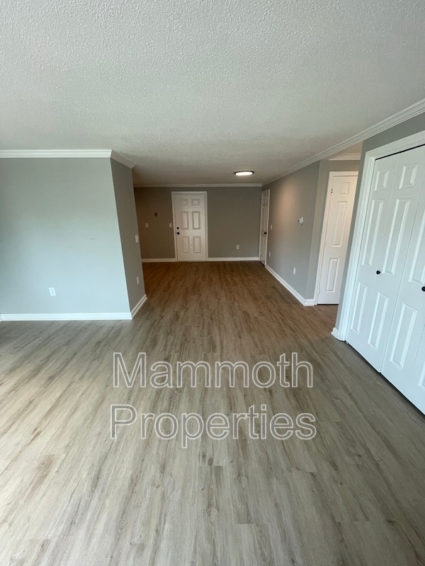 Building Photo - 667 Corning Rd