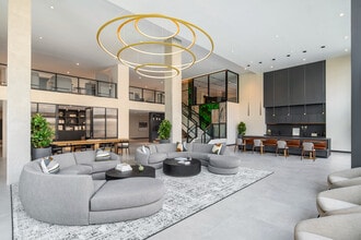 Building Photo - Wyatt