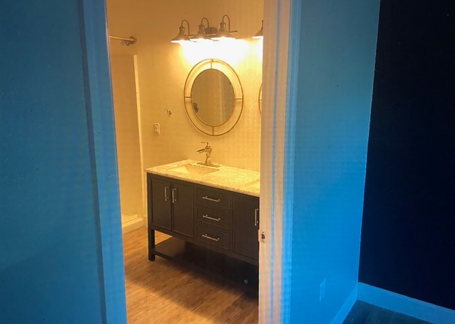 Building Photo - 15450 Trinity Fall Way