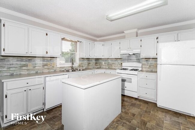 Building Photo - 1109 Cedar Ridge Dr