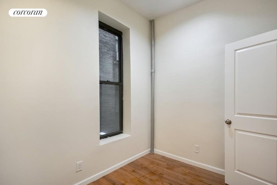 Building Photo - 522 W 123rd St