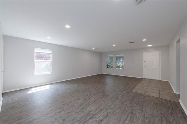 Building Photo - 3111 Westview Dr